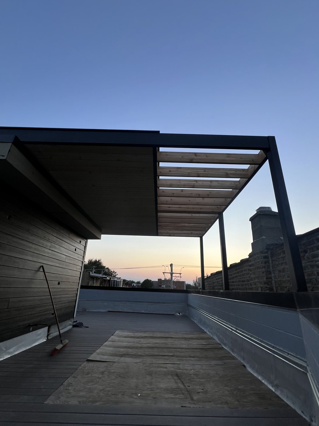 Steel-frame rooftop pergola